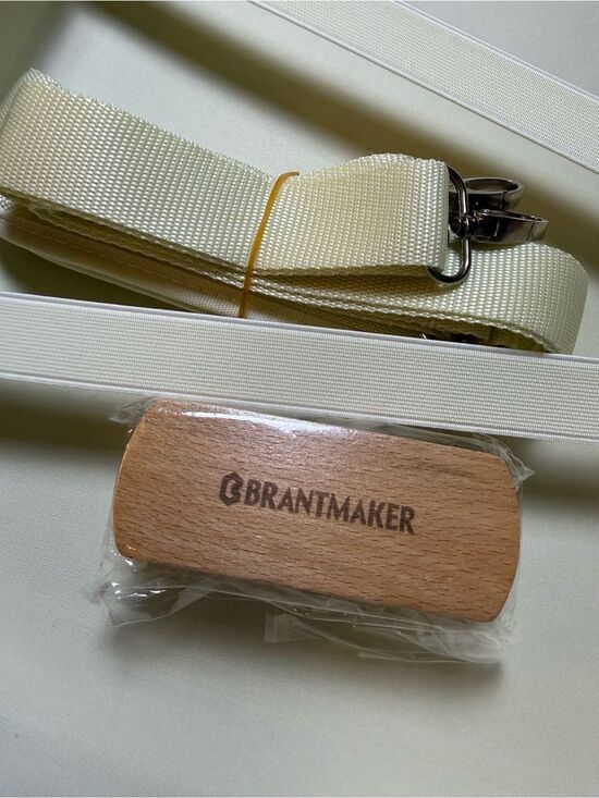 Brantmaker Hatbox Structured Suitcase Compatible Cream Hat Case with accessories main image 10